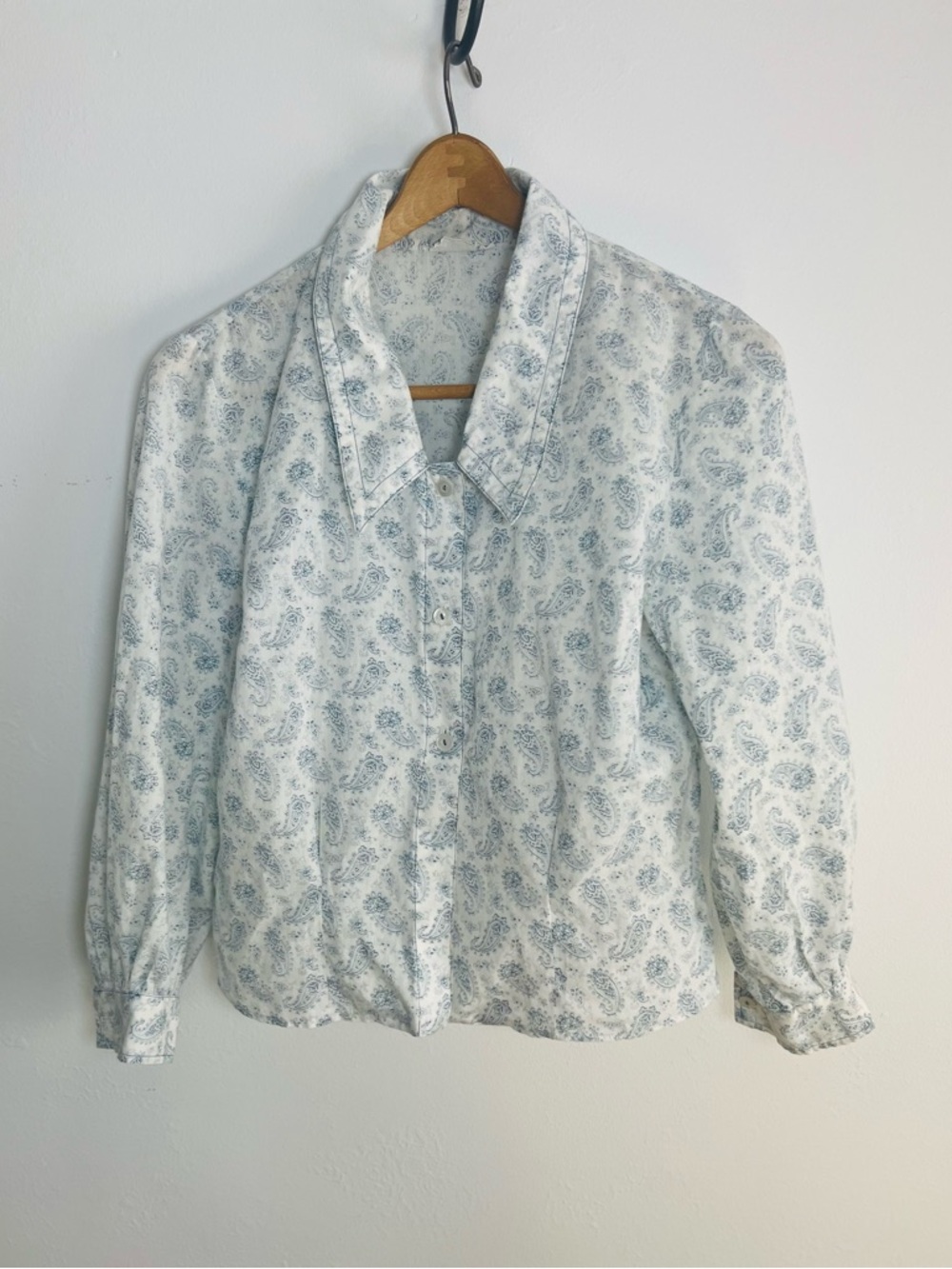 Vintage Light Blue Paisley Button-Up Shirt women’s size 14
